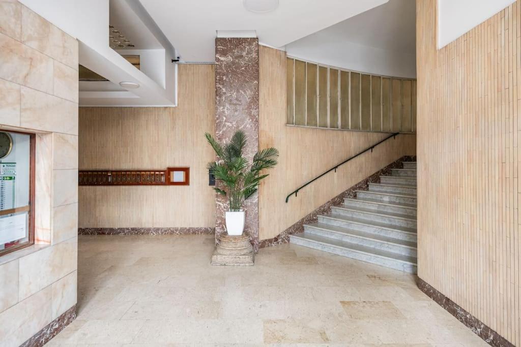 New And Beautiful House In The Heart Of * Rom